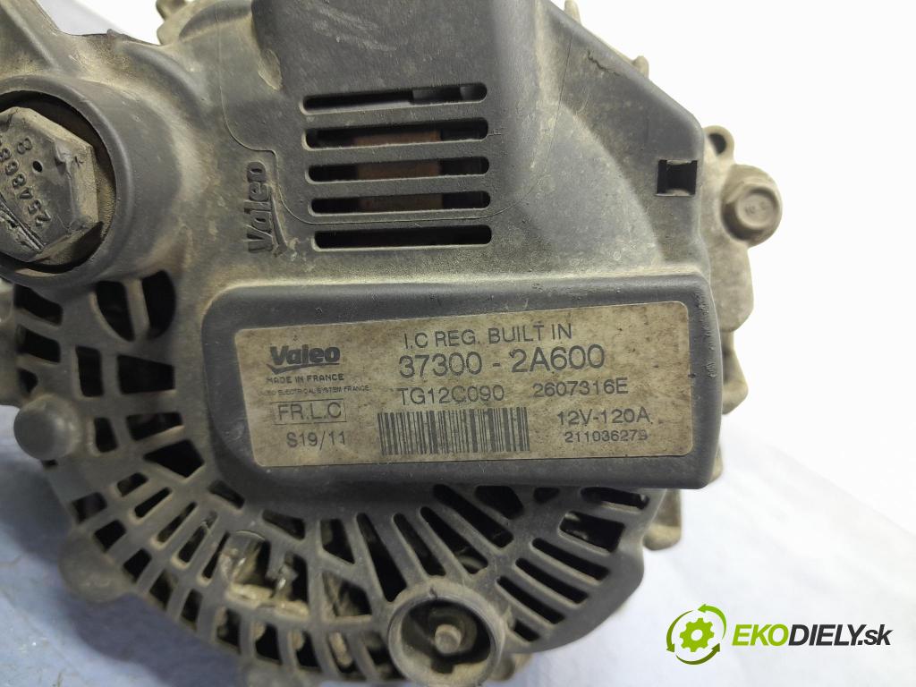 Kia Ceed 2011 Alternator 37300-2A600