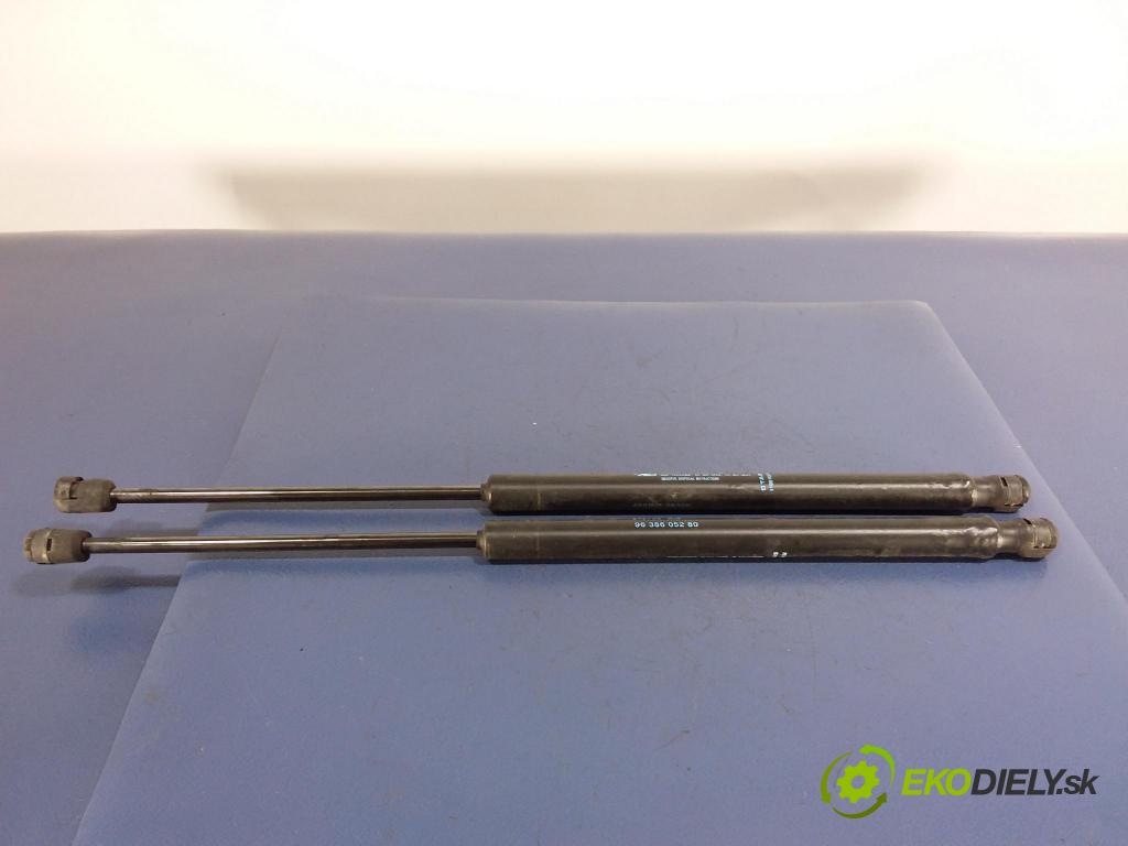 Peugeot 307 2003 Teleskop Zadní: Klapky: 9638605280