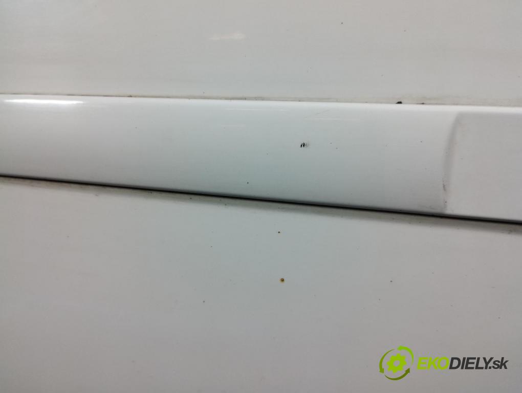 Ford C-max 2010 dvere zad pravé