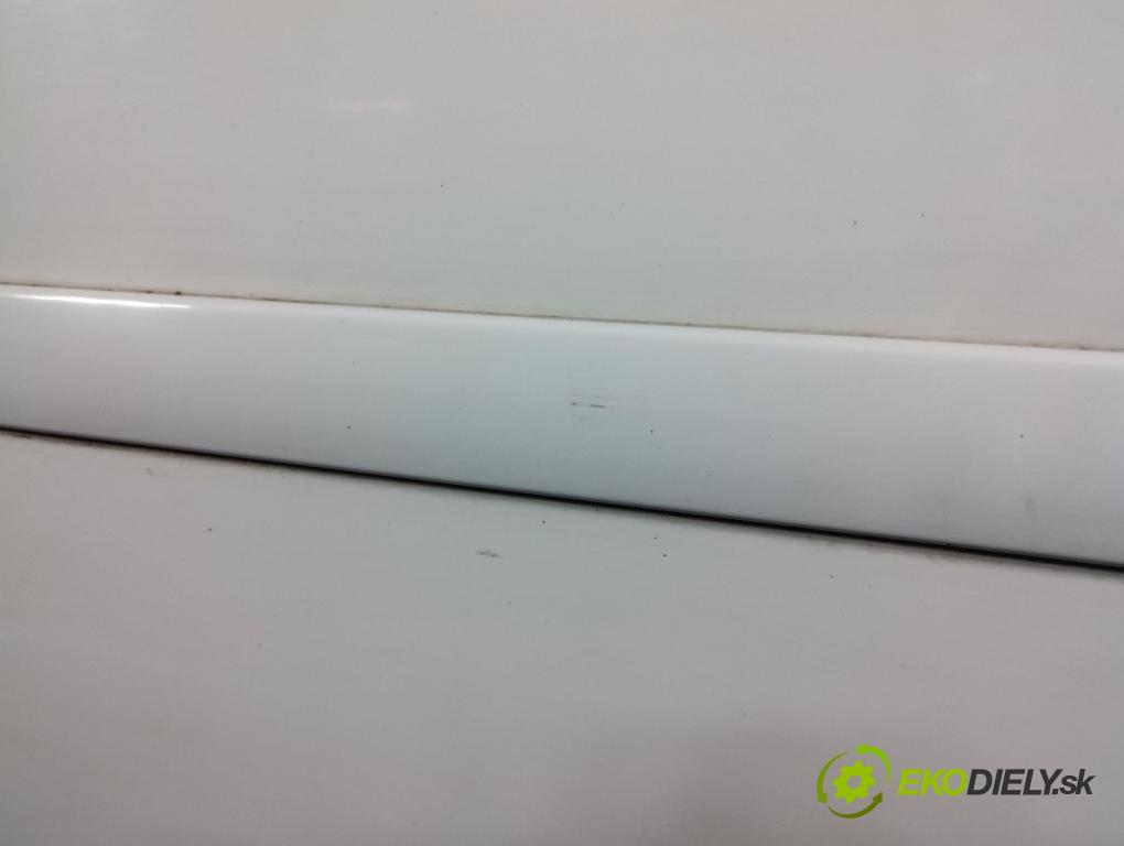 Ford C-max 2010 dvere zad pravé