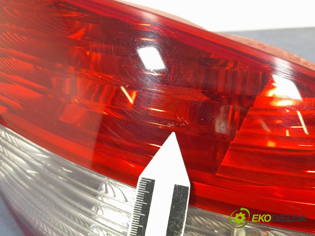 Peugeot 407 2009 světlo Zad: Práva: Mimo: 9689089080