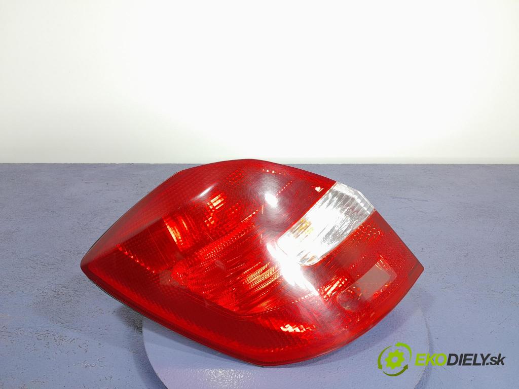 Skoda Fabia 2011 světlo Zad: levá Mimo: 08-665-1914L