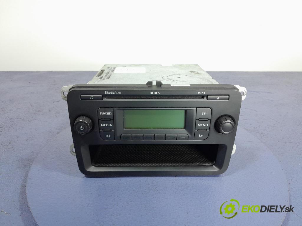 Skoda Fabia 2011 Radio I Navigace: 5J0035152A