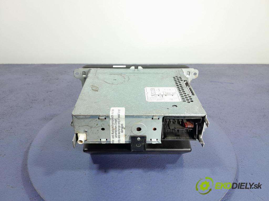 Skoda Fabia 2011 Radio I Navigace: 5J0035152A