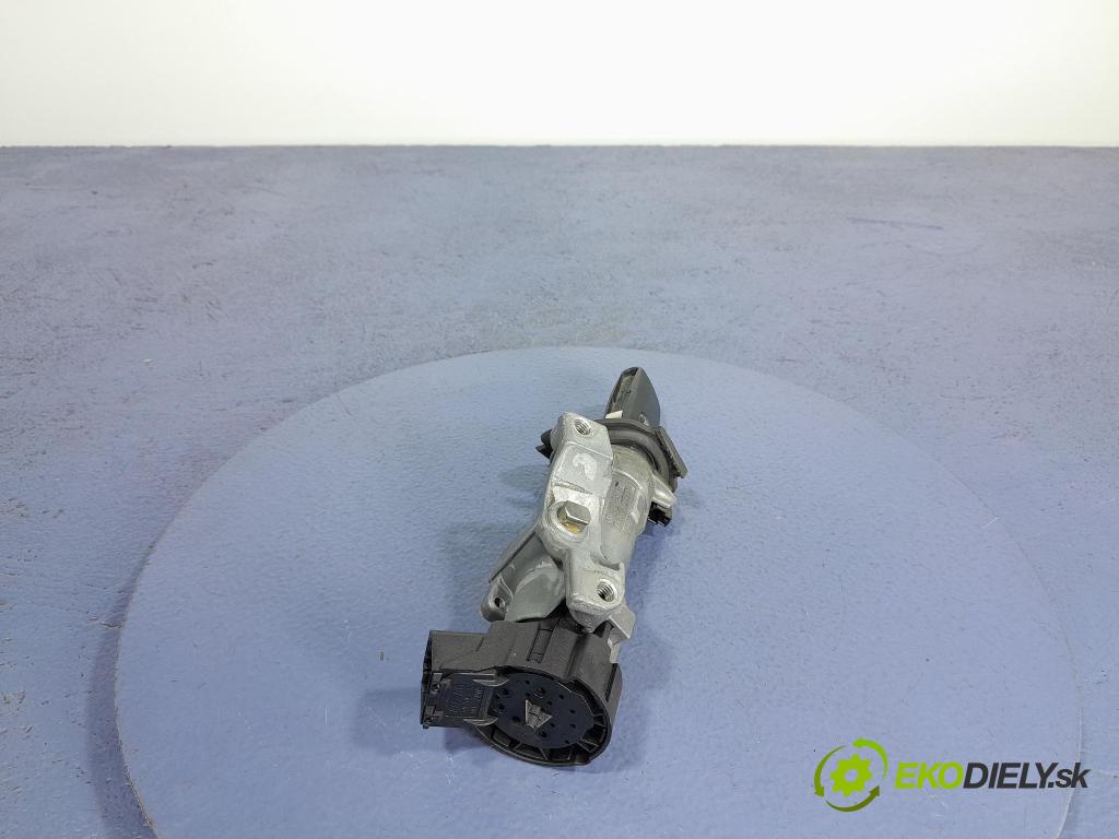 Skoda Fabia 2011 Spínač zapalování. 6R0905851D