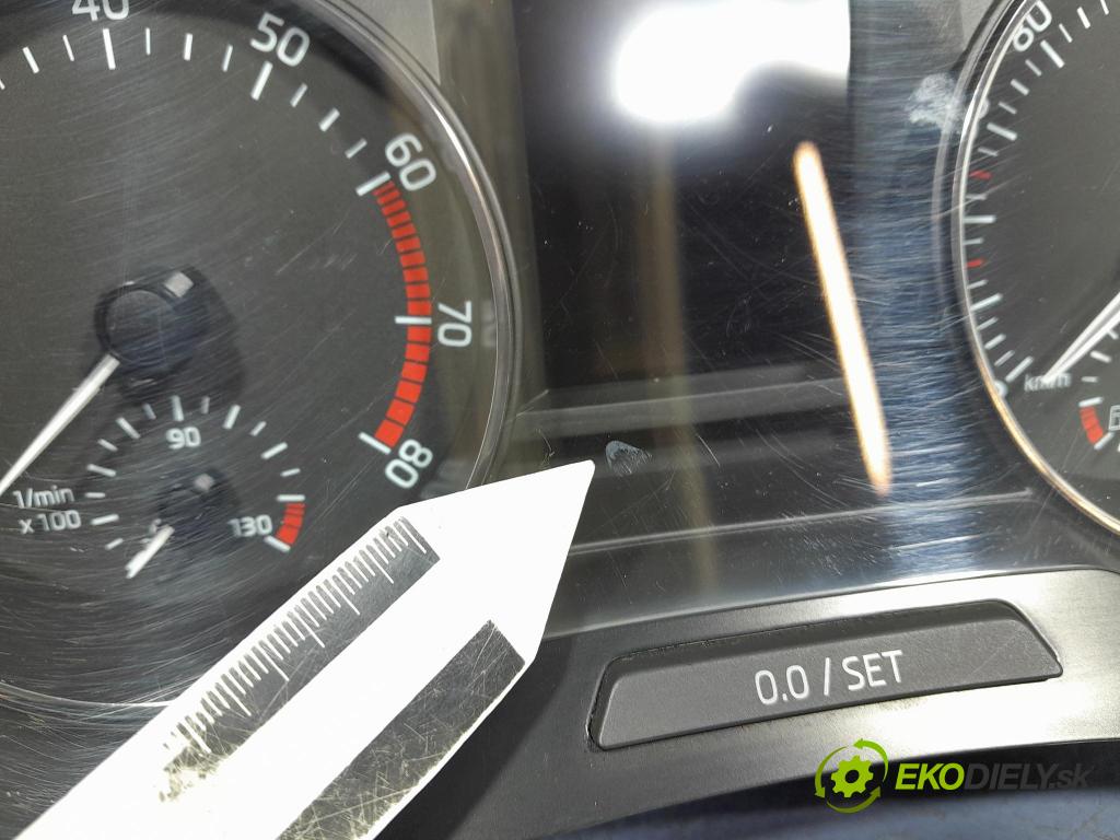 Skoda Rapid 2017 Přístrojová deska 5JA920740A
