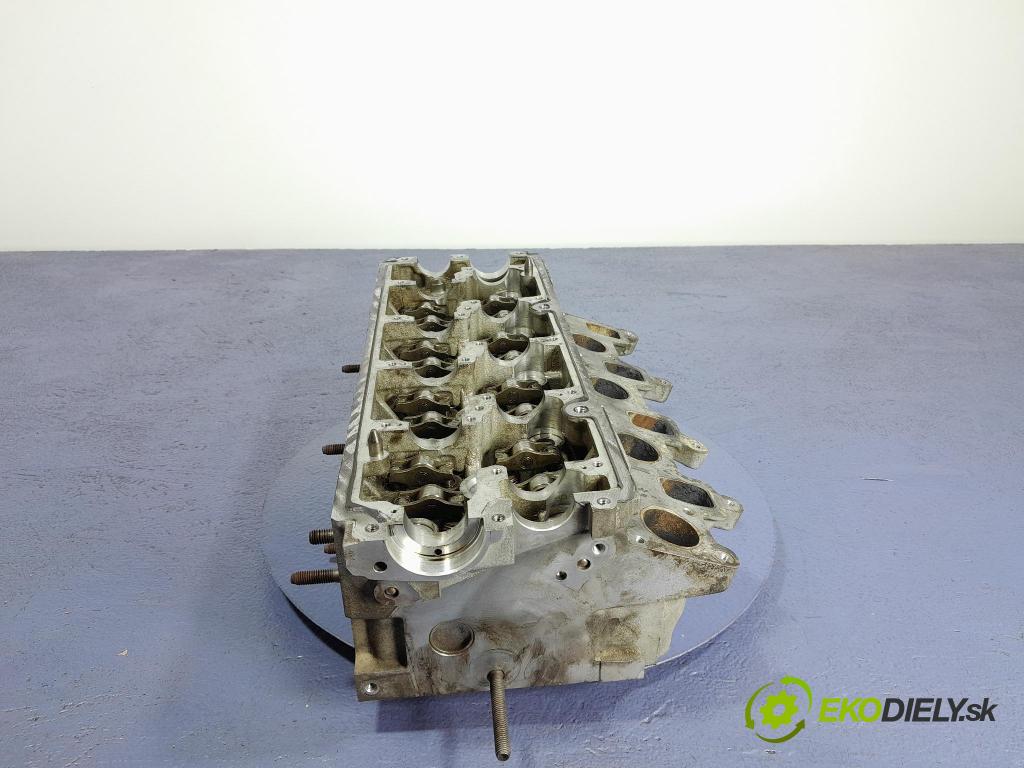 Skoda Fabia 2011 hlava Motor: 03L103373A