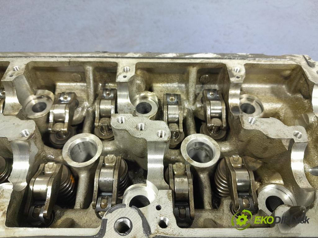 Skoda Fabia 2011 hlava Motor: 03L103373A