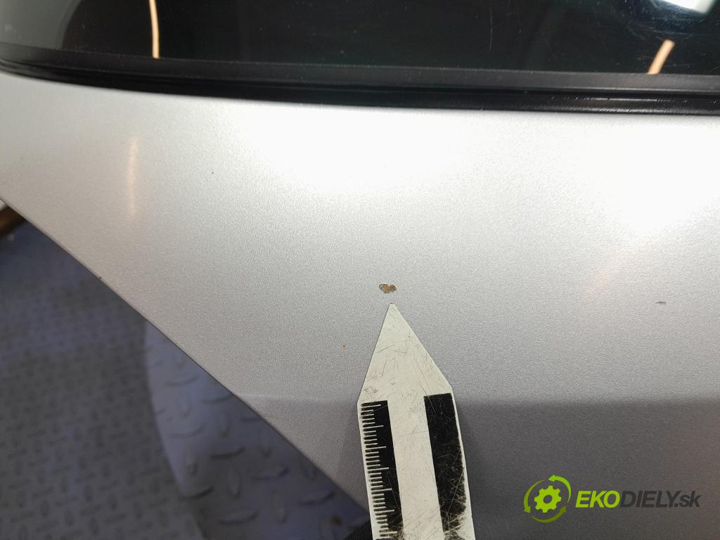 Opel Astra 2004 zadní dveře kufra: kufr