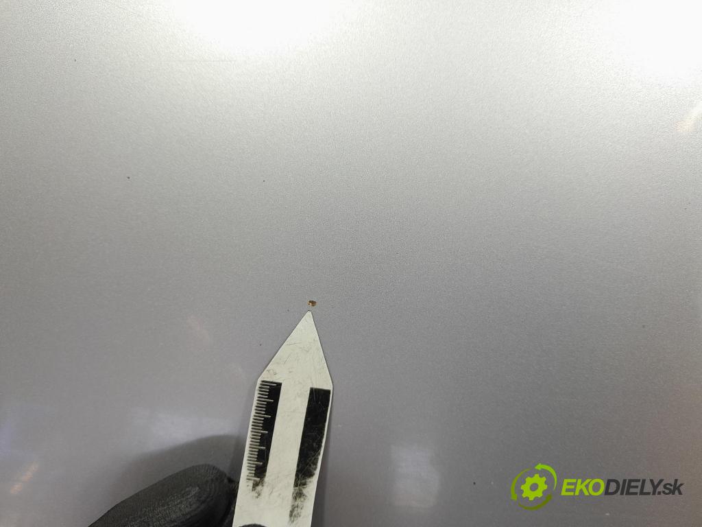 Opel Astra 2004 dveře Zad: Vlevo, odjet: