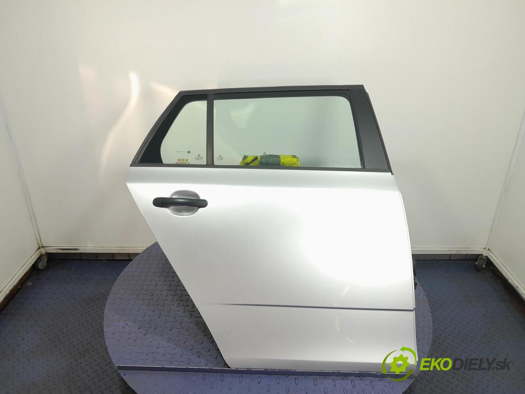 Skoda Fabia 2011 dveře Zad: prave