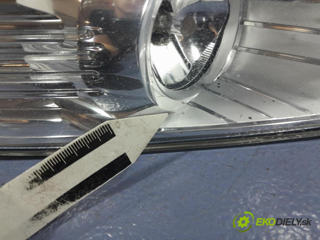 Ford Mondeo 2007 Halogen v pravo: 19-A707B
