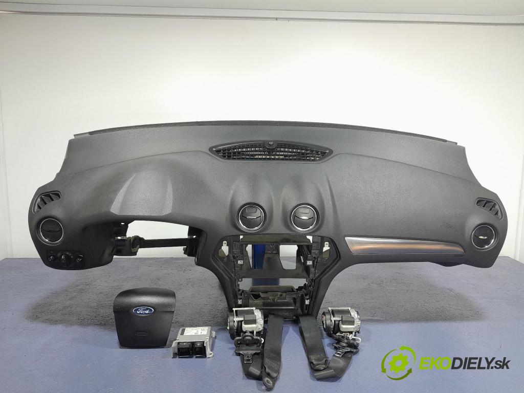 Ford Mondeo 2007 kokpit,přistrojova deska