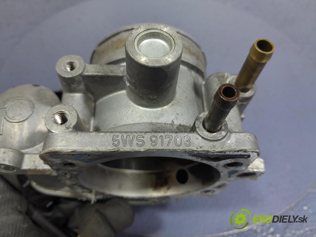 Opel Astra 2004 škrticí klapka 5WS91703