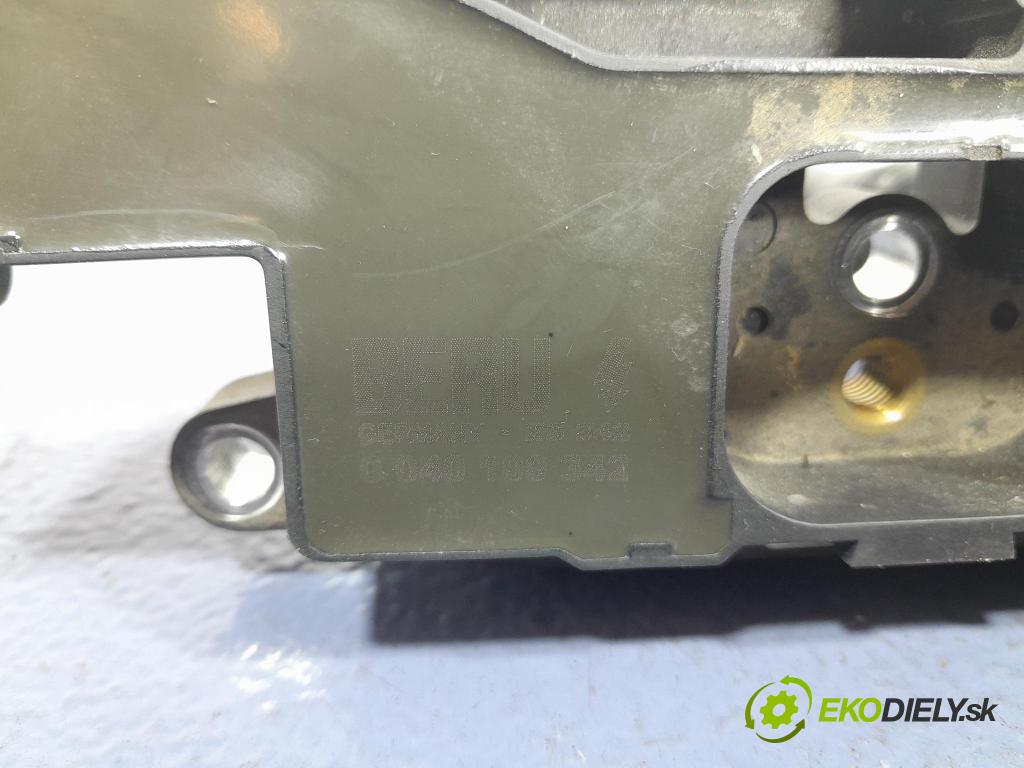 Opel Astra 2004 cívka Zapalování: 0040100342