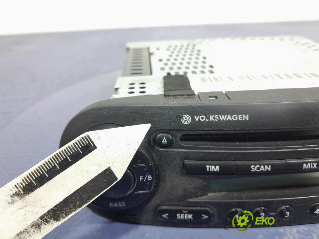 Vw New beetle 2006 Radio I Navigace: 1C0035196BJ