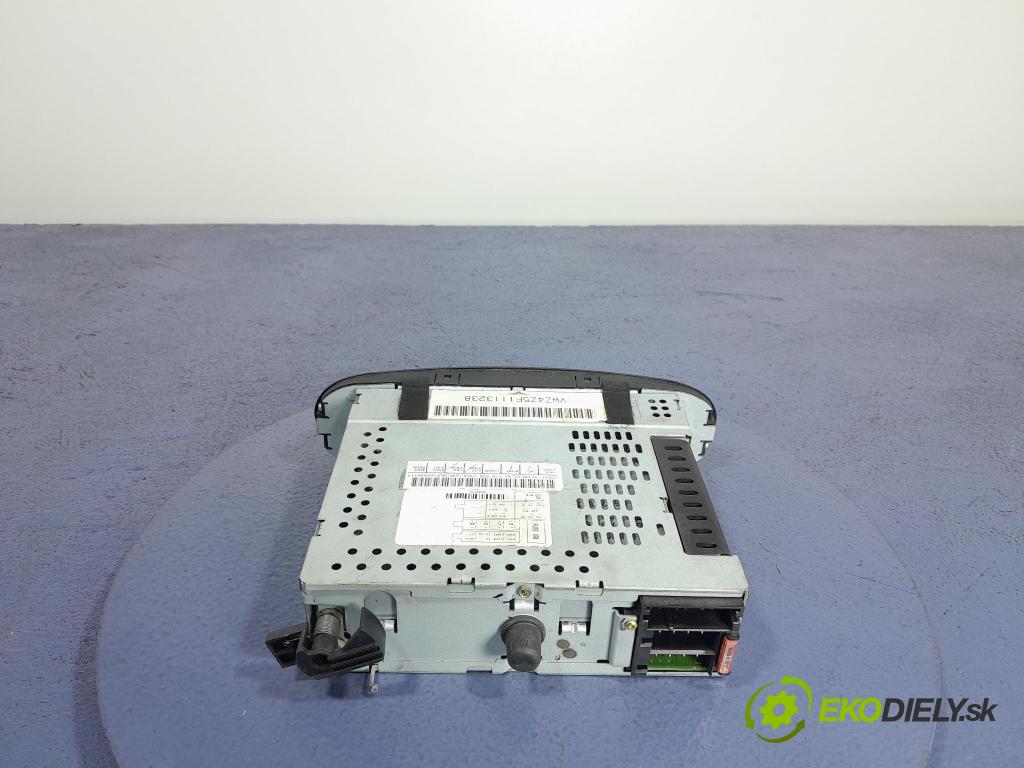 Vw New beetle 2006 Radio I Navigace: 1C0035196BJ