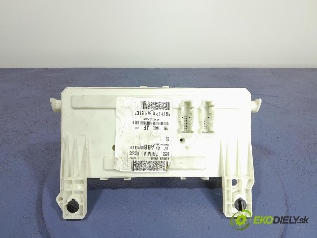 Ford Kuga 2010 skříňka Pojistky 7M5T-14A073-JG