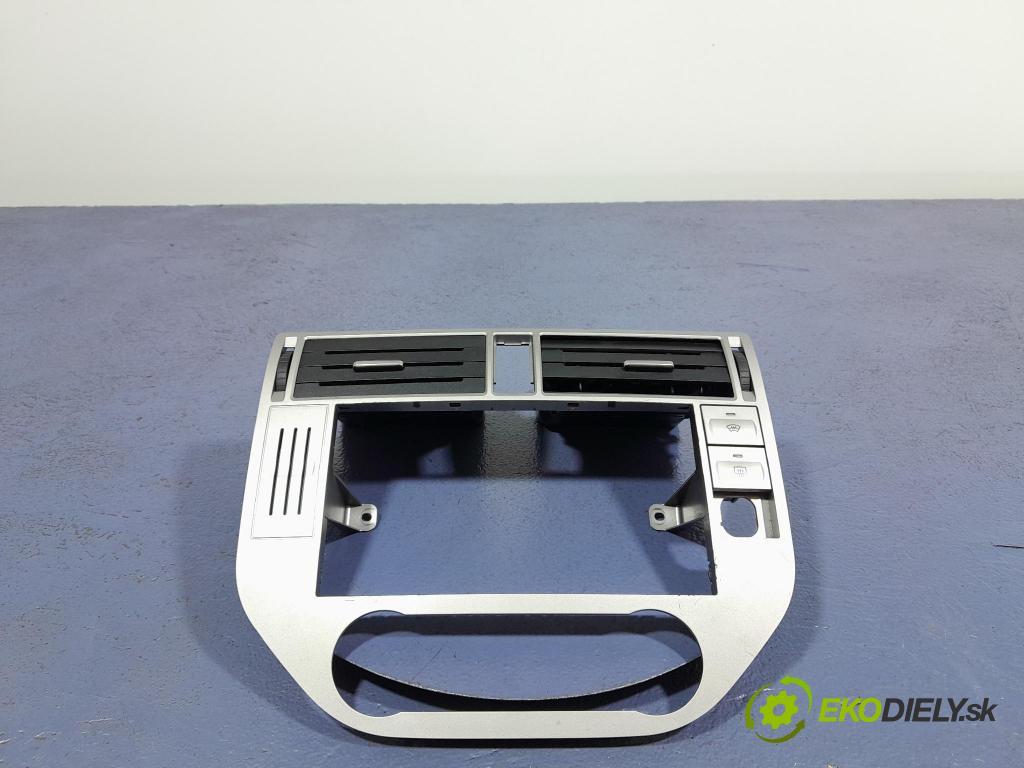 Ford Kuga 2010 kryt Plast: Interiéry: 3M51-18522-DDW