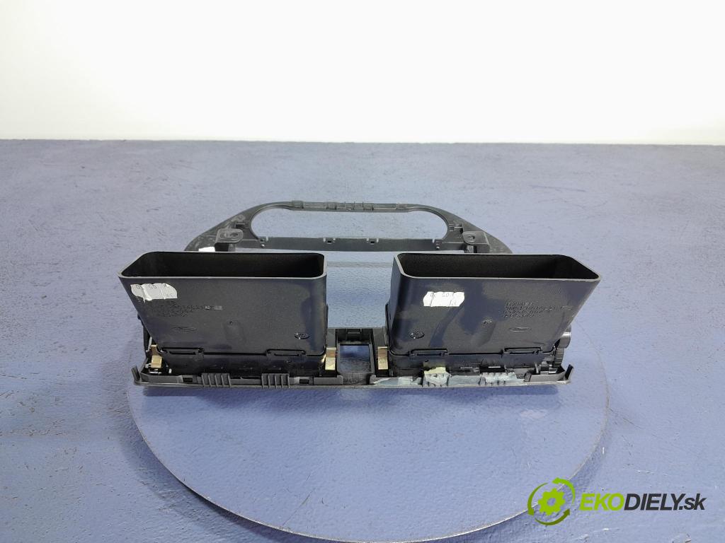 Ford Kuga 2010 kryt Plast: Interiéry: 3M51-18522-DDW