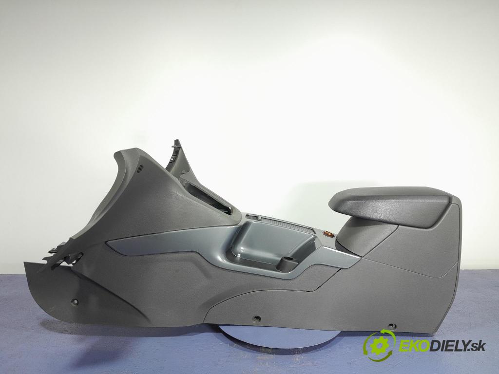 Ford Kuga 2010 loketní opěrka