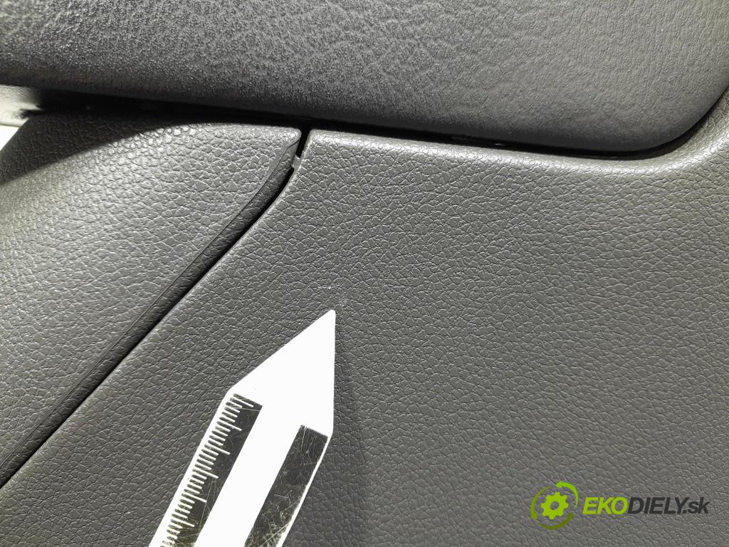 Ford Kuga 2010 loketní opěrka