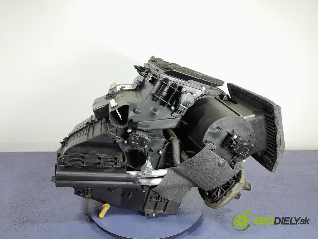 Ford Kuga 2010 radiátor 7M51-19B555-CE