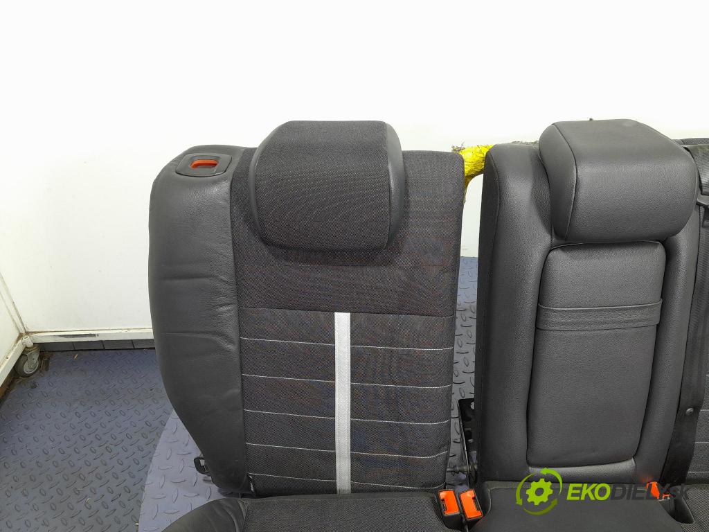 Ford Kuga 2010 Sedadlo zadní