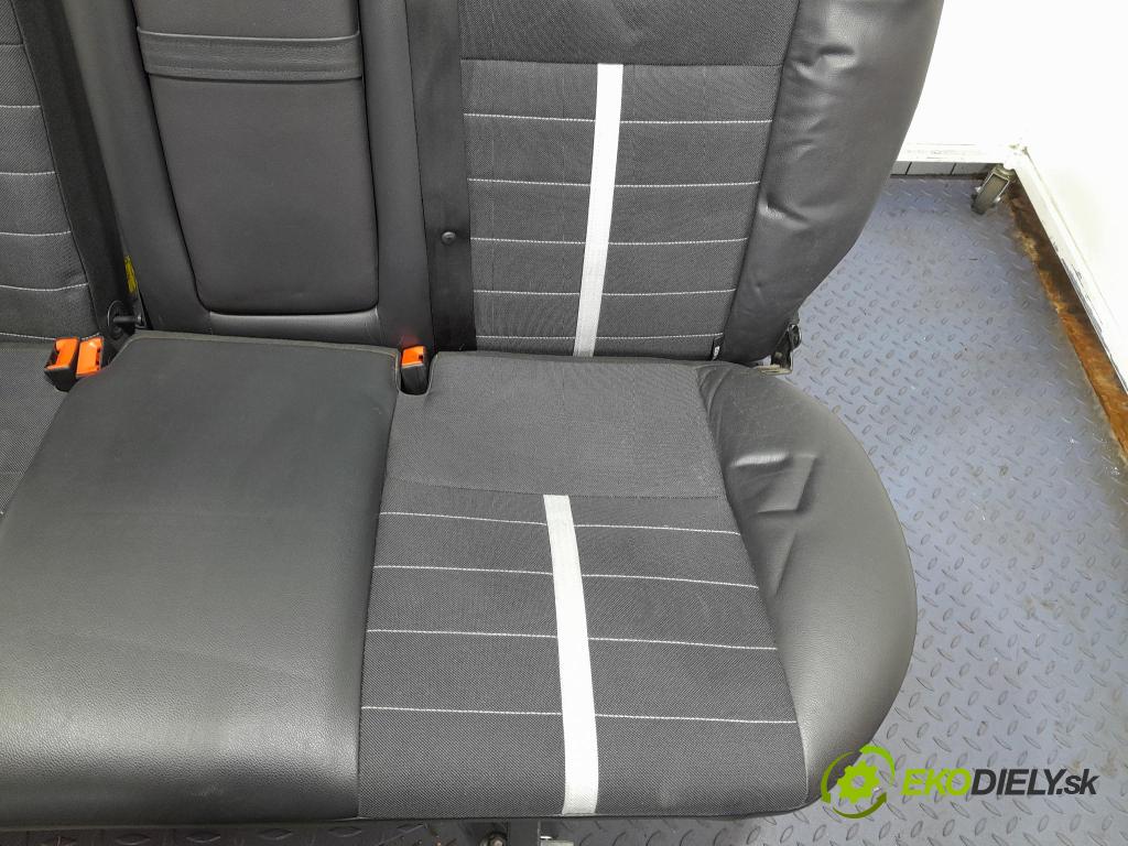 Ford Kuga 2010 Sedadlo zadní