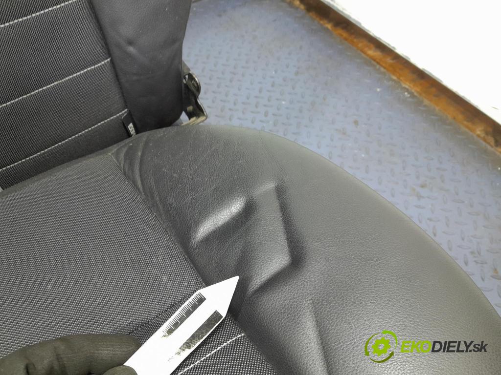 Ford Kuga 2010 Sedadlo zadní