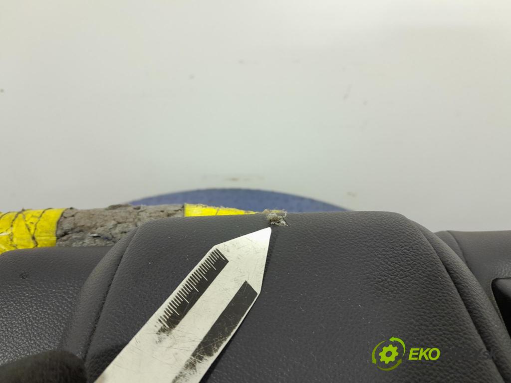Ford Kuga 2010 Sedadlo zadní