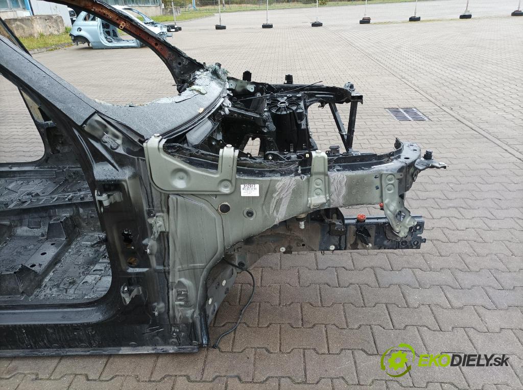 Bmw X7 0 štvrťka Práva:
