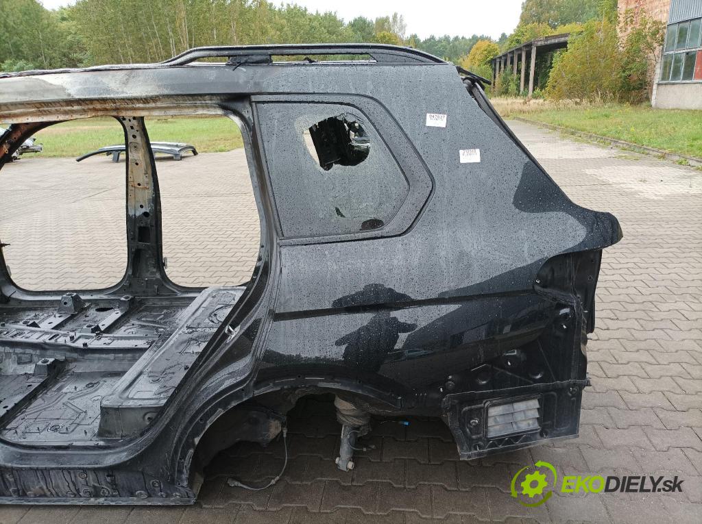 Bmw X7 0 blatnik Zad: Levý: