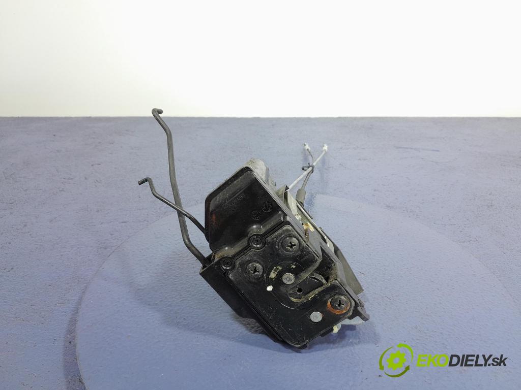 Hyundai I10 2009 zámek dveře před Levý: