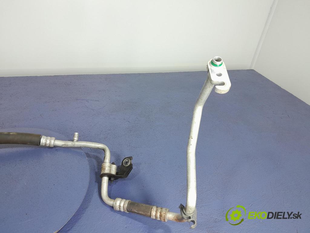 Hyundai I10 2009 trubka Klimatizace: 