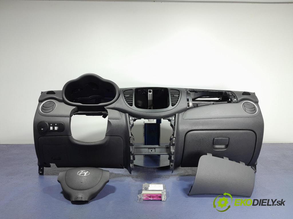 Hyundai I10 2009 kokpit,přistrojova deska