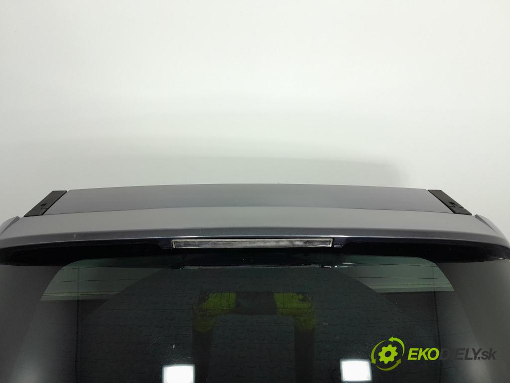 Ford Kuga 2010 zadní dveře kufra: kufr