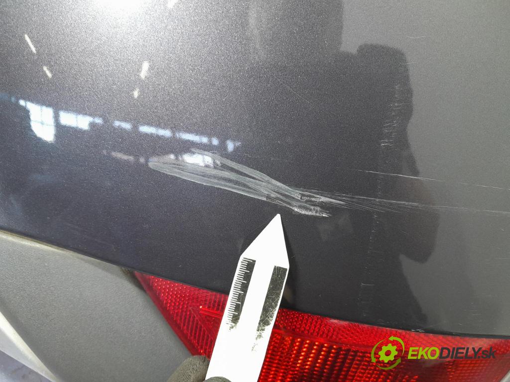 Ford Kuga 2010 nárazník Zad: