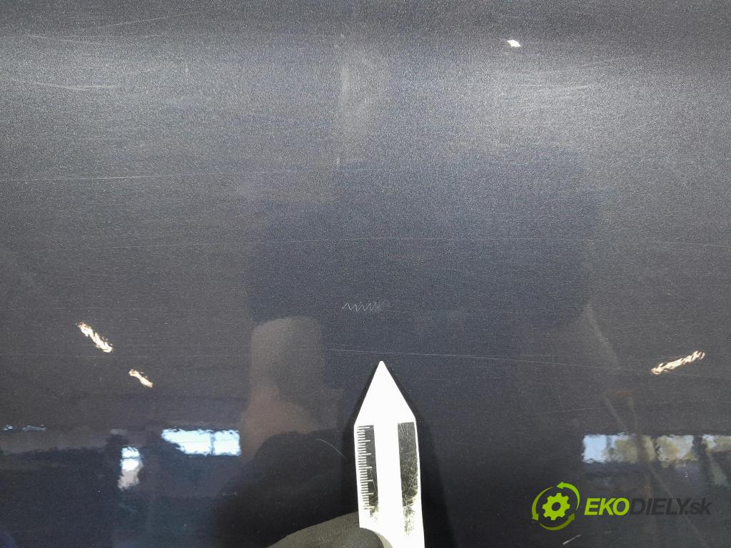 Ford Kuga 2010 dveře Zad: prave