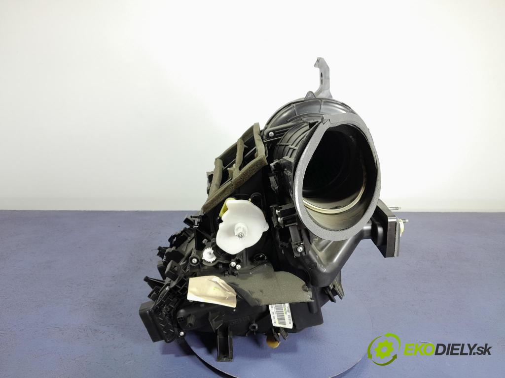 Citroen C3 2010 radiátor 9685250780