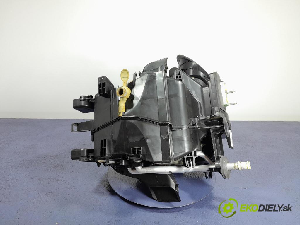 Citroen C3 2010 radiátor 9685250780