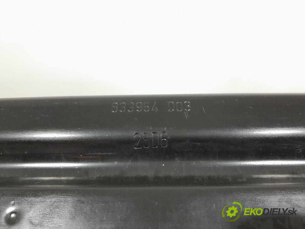 Citroen C3 2010 výztuha narazník před