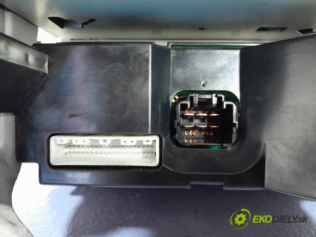 Toyota Avensis 2008 Radio I Navigace: 86120-05110