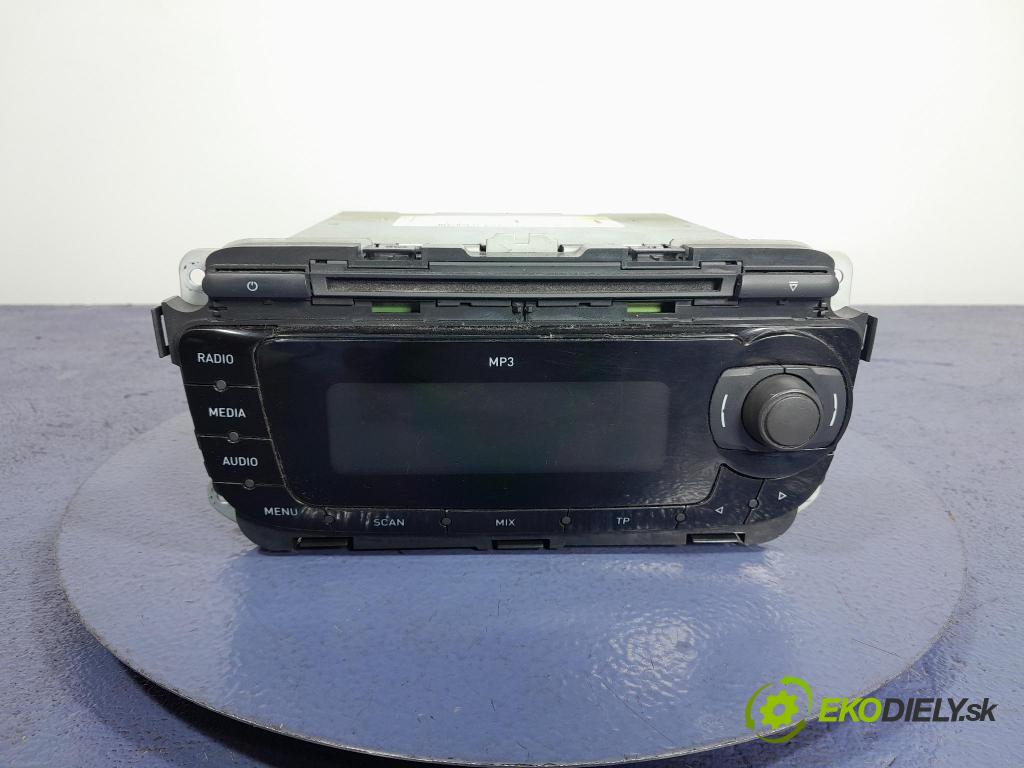 Seat Ibiza 2009 Radio I Navigace: 6J0035153B