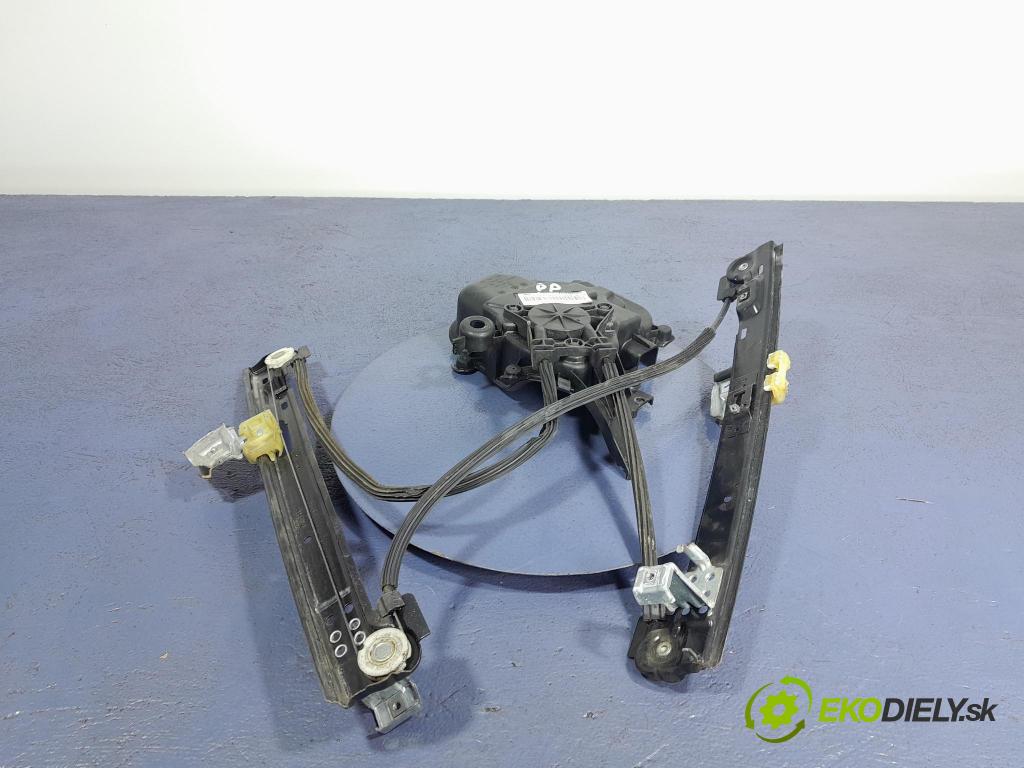 Seat Ibiza 2009 mechanismus stahování Sklenka: před v pravo: 6J4837402