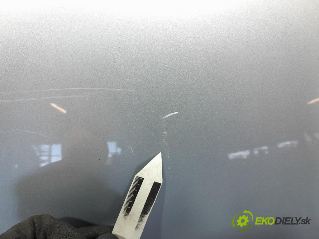 Skoda Superb 2016 dveře Zad: prave