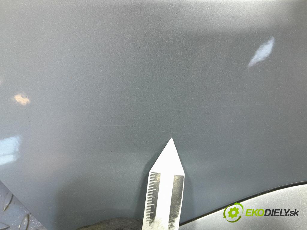 Skoda Superb 2016 dveře Zad: prave