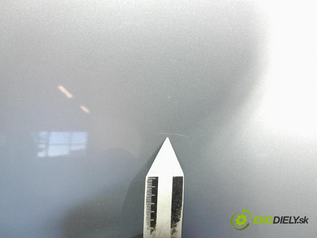 Skoda Superb 2016 dveře před prave