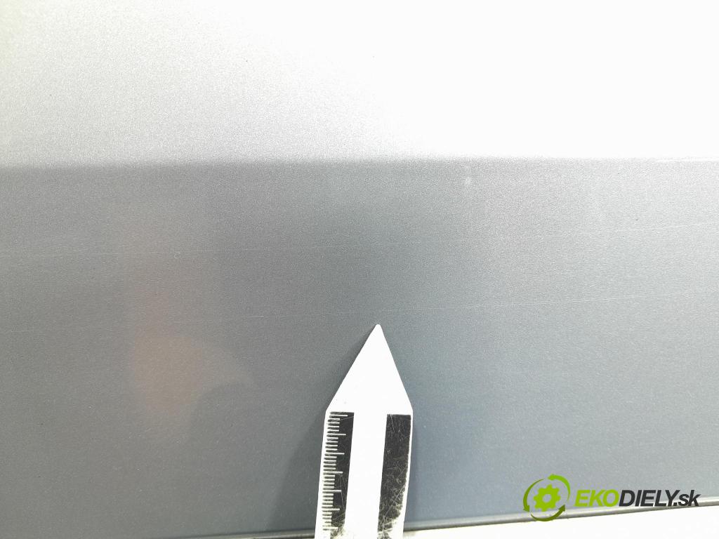 Skoda Superb 2016 dveře před prave