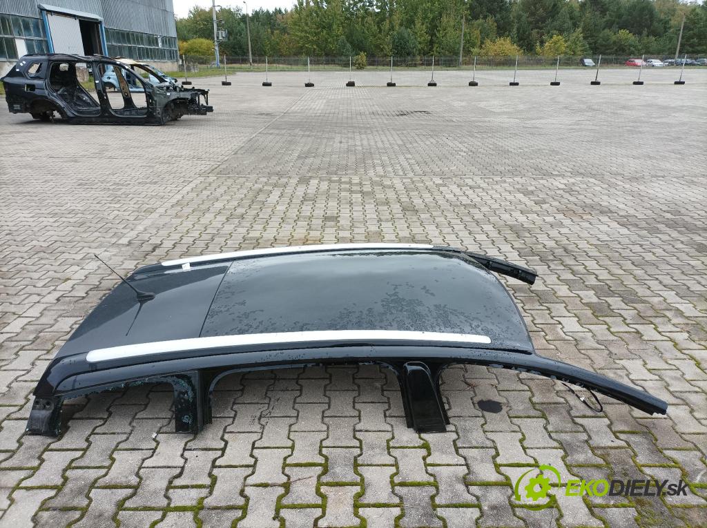 Peugeot 5008 2013 Strecha: